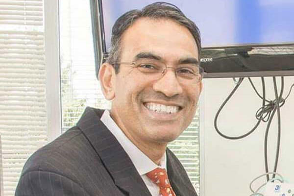 Oral Surgeon Dr. Sivakumar Sreenivasan